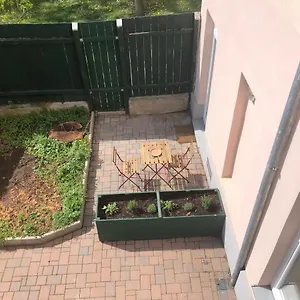 2 Mit Terrasse! Schoenbrunn-naehe Apartment