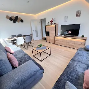 Modern Flat With Two Appartamento